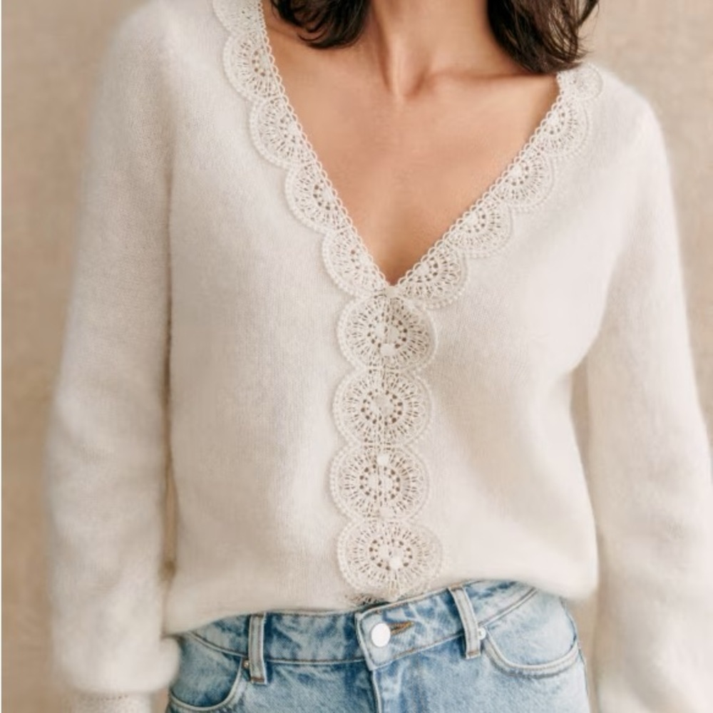 Sézane Lace-Trim V-Neck Women's Sweater in Cream
